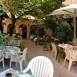 Le Commerce