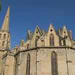 Le Commerce Mirepoix (Ariege)