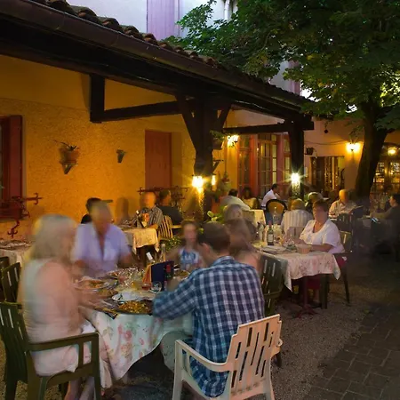 Le Commerce Mirepoix (Ariege)