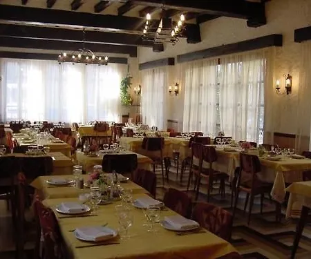 Hotel Le Commerce 2*
