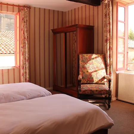 Hotel Le Commerce
